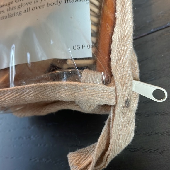 Massage kit NEW! Treat yourself or makes a great gift! 🙌💓 - Picture 4 of 4